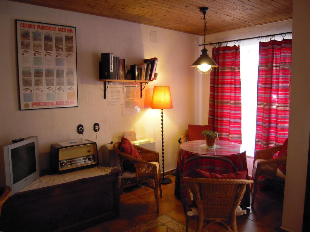 Гостевой дом La Casa De La Abuela Clotilde Орнос Экстерьер фото